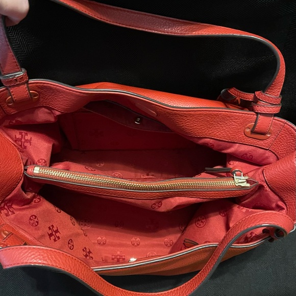 Tory Burch Thea Shoulder Bag - Picture 8 of 8